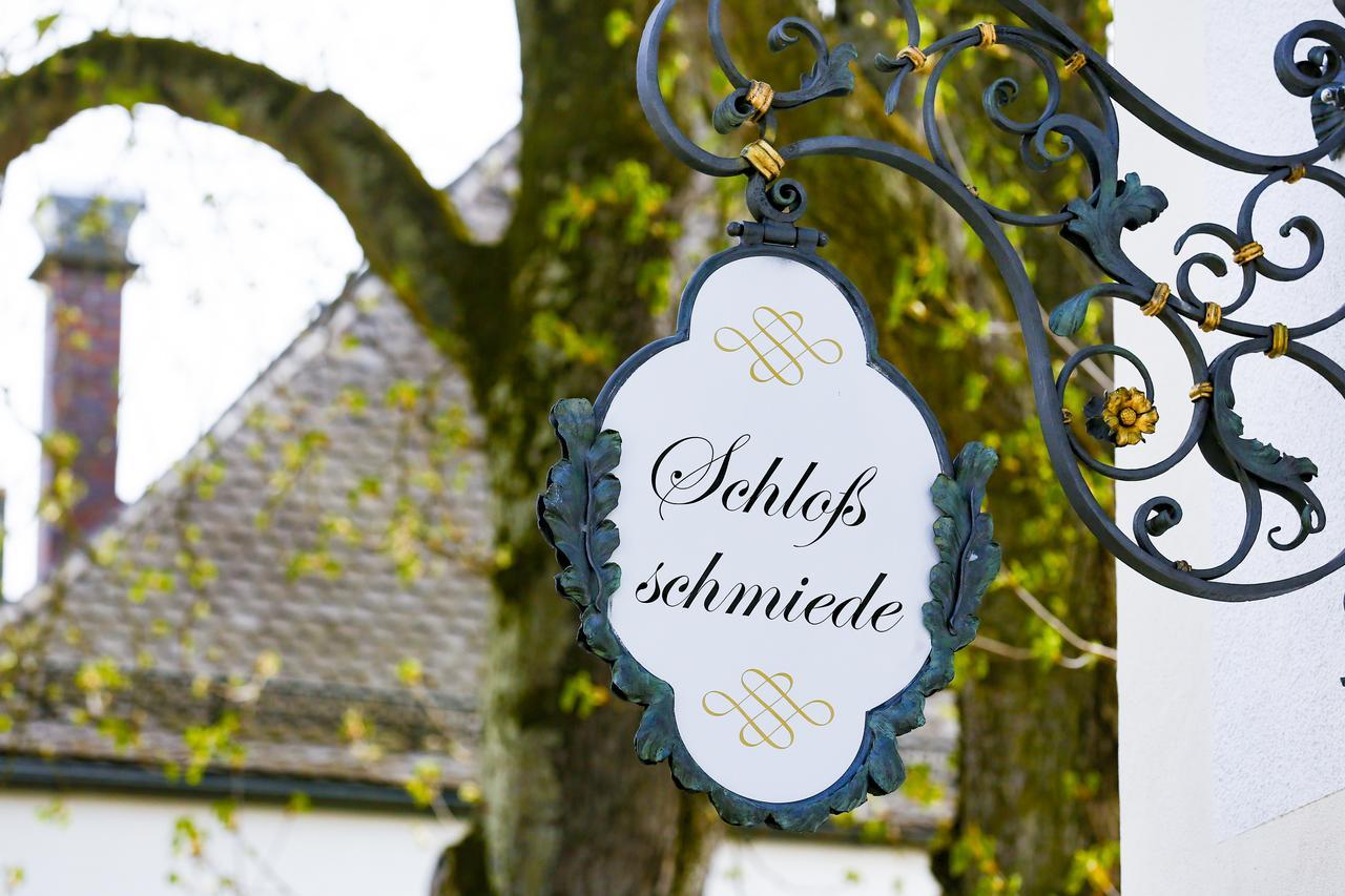 Hotel Zur Schloss-Schmiede Kuhbach  Extérieur photo